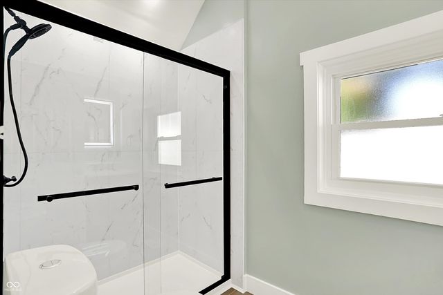 630 Walnut Street, Whiteland, IN 46184