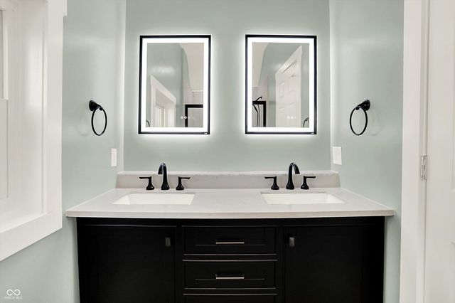 630 Walnut Street, Whiteland, IN 46184