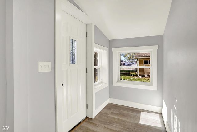 630 Walnut Street, Whiteland, IN 46184