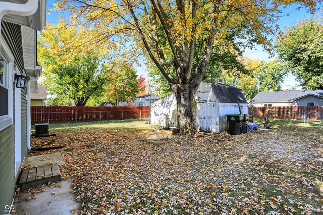 630 Walnut Street, Whiteland, IN 46184