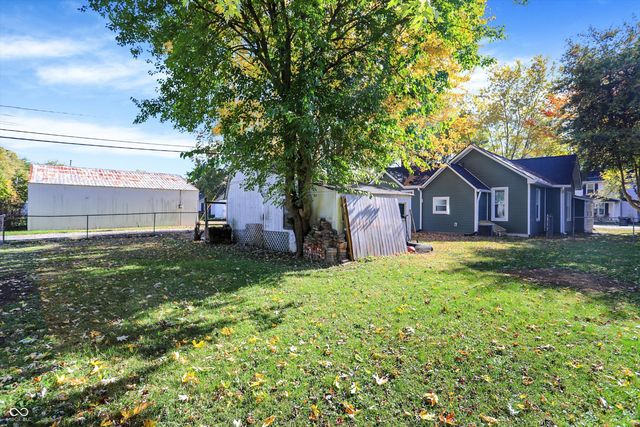 630 Walnut Street, Whiteland, IN 46184