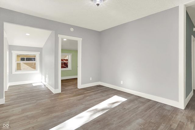 630 Walnut Street, Whiteland, IN 46184