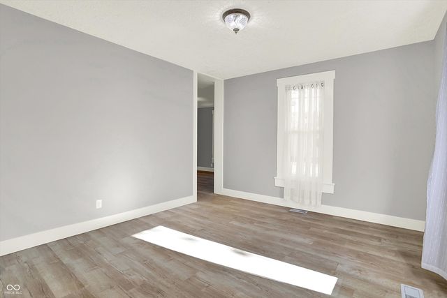 630 Walnut Street, Whiteland, IN 46184