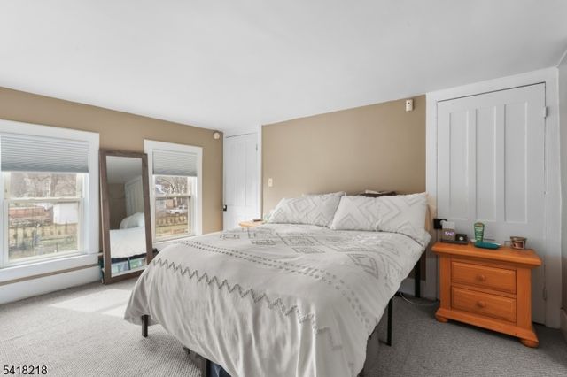 5 Vannatta Pl, Belvidere Twp., NJ 07823