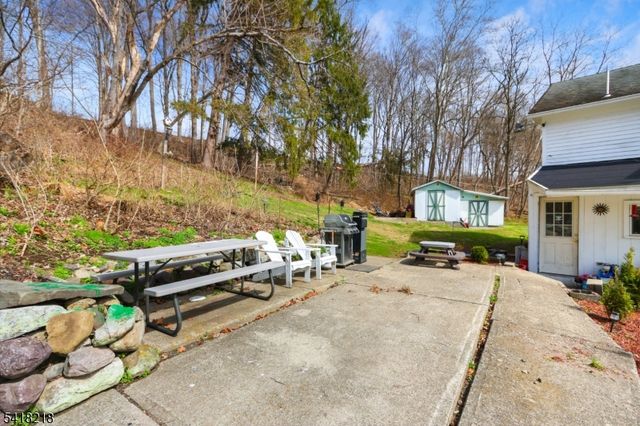 5 Vannatta Pl, Belvidere Twp., NJ 07823