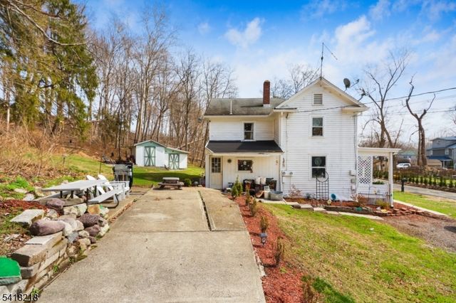 5 Vannatta Pl, Belvidere Twp., NJ 07823