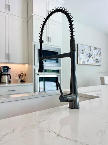 10275 PARK ESTATES AVENUE, Orlando, FL 32836