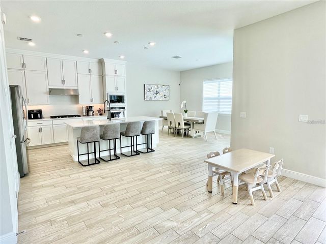 10275 PARK ESTATES AVENUE, Orlando, FL 32836