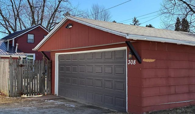 308 S SUPERIOR STREET, De Pere, WI 54115