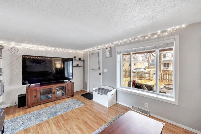 308 S SUPERIOR STREET, De Pere, WI 54115