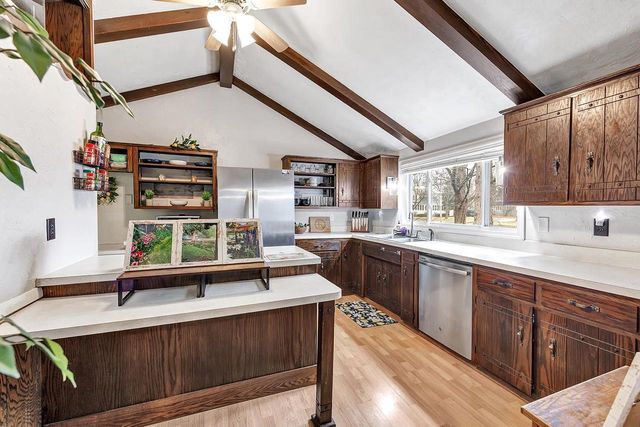 308 S SUPERIOR STREET, De Pere, WI 54115