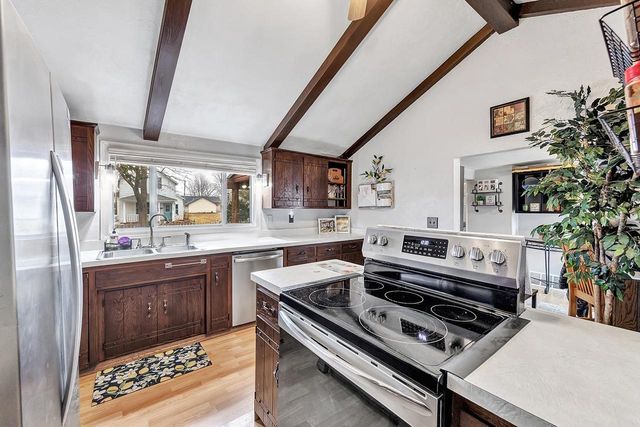 308 S SUPERIOR STREET, De Pere, WI 54115