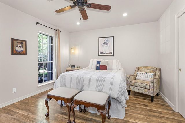 2622 Hollow Hook Road, Houston, TX 77080