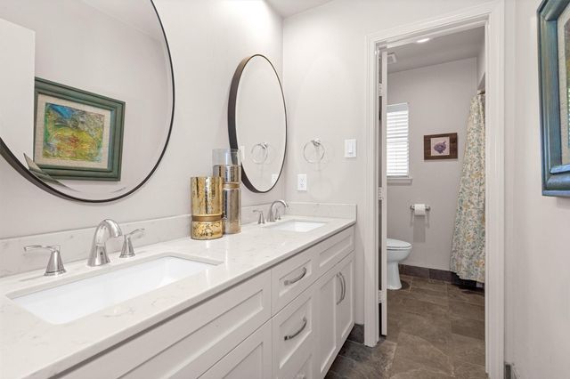 2622 Hollow Hook Road, Houston, TX 77080
