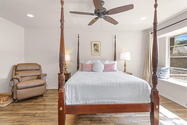 2622 Hollow Hook Road, Houston, TX 77080