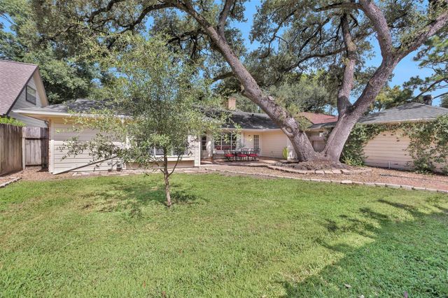 2622 Hollow Hook Road, Houston, TX 77080