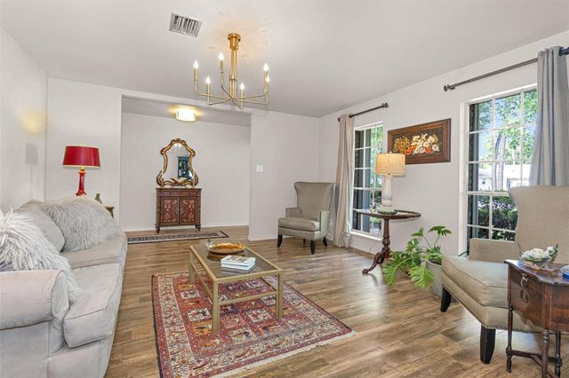 2622 Hollow Hook Road, Houston, TX 77080