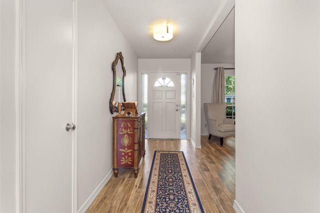 2622 Hollow Hook Road, Houston, TX 77080