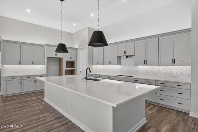 22998 E RAVEN Drive, Queen Creek, AZ 85142