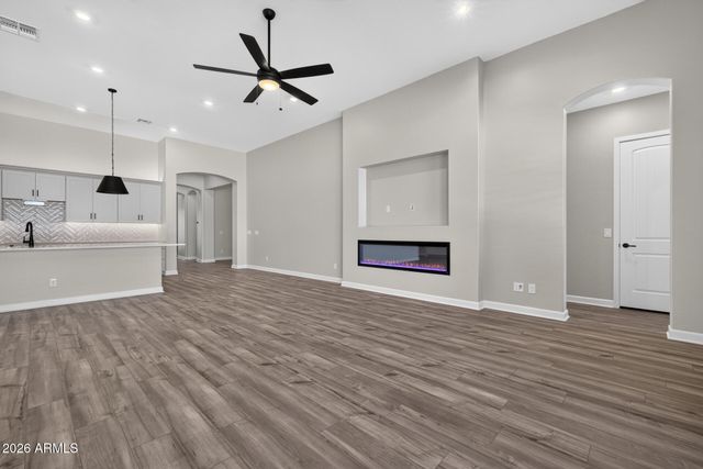 22998 E RAVEN Drive, Queen Creek, AZ 85142