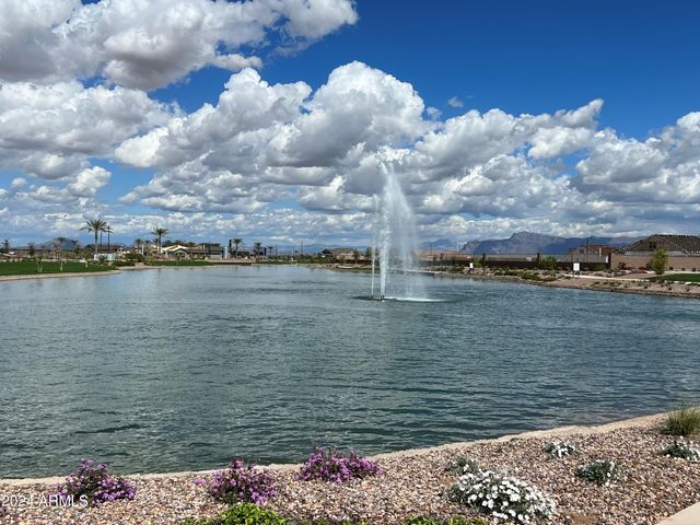 22998 E RAVEN Drive, Queen Creek, AZ 85142