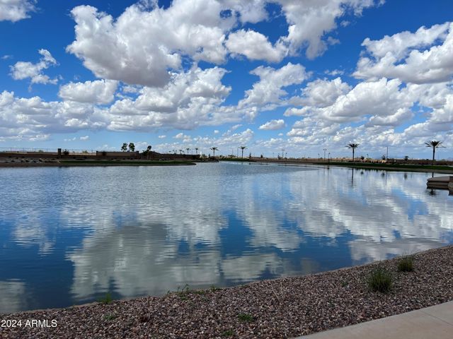 22998 E RAVEN Drive, Queen Creek, AZ 85142