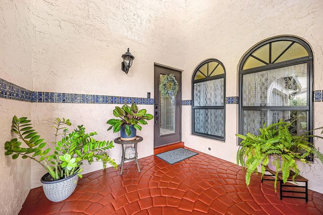 22776 Marbella Circle, Boca Raton, FL 33433