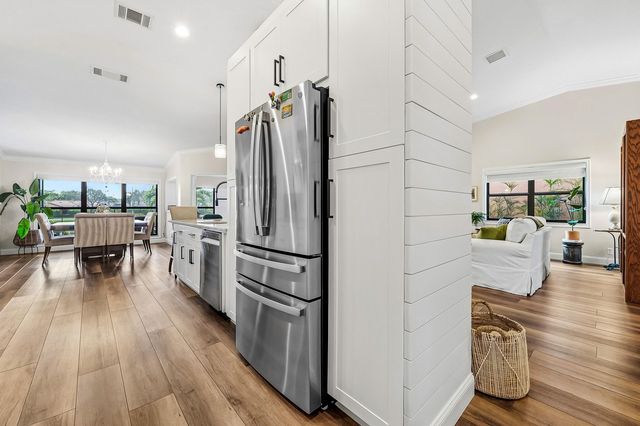 22776 Marbella Circle, Boca Raton, FL 33433