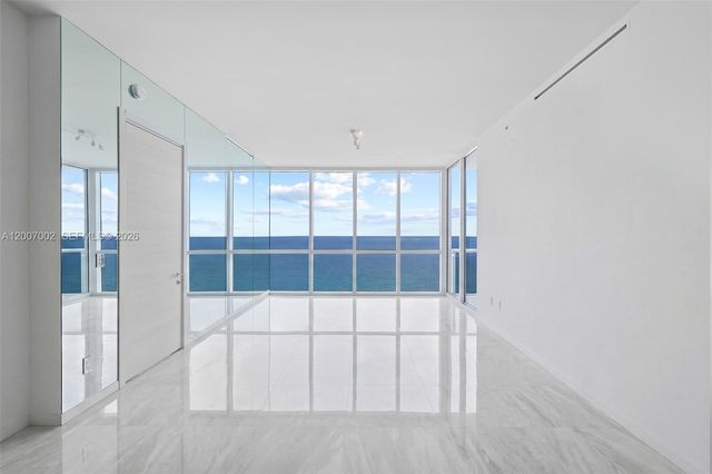 100 S Pointe Dr 2107, Miami Beach, FL 33139