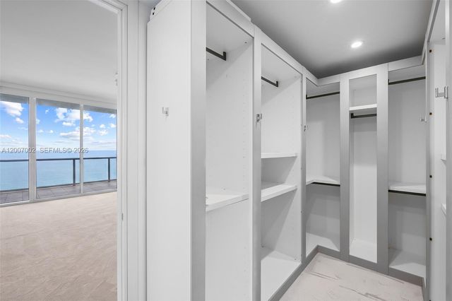 100 S Pointe Dr 2107, Miami Beach, FL 33139