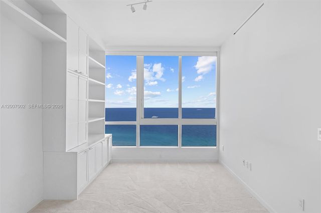 100 S Pointe Dr 2107, Miami Beach, FL 33139