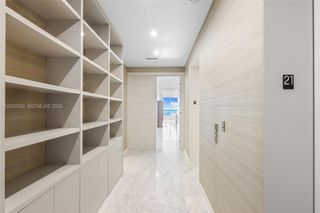100 S Pointe Dr 2107, Miami Beach, FL 33139
