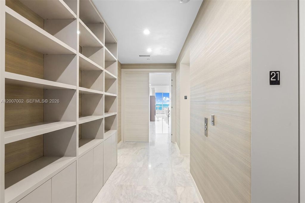 100 S Pointe Dr 2107, Miami Beach, FL 33139