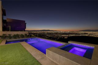 601 Overlook Rim Drive, Henderson, NV 89012