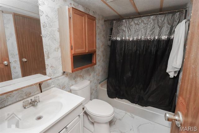 14390 Harvey Drive, Dixon, MO 65459