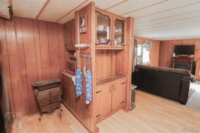 14390 Harvey Drive, Dixon, MO 65459