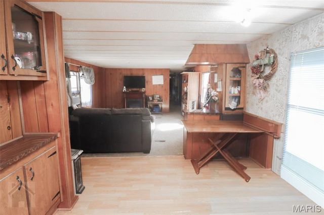 14390 Harvey Drive, Dixon, MO 65459