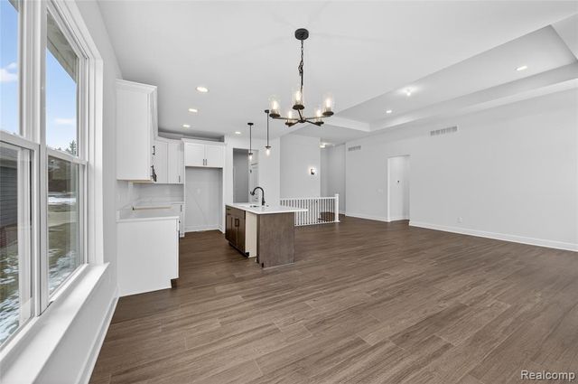 1490 Turner Drive 2, Commerce Twp, MI 48390