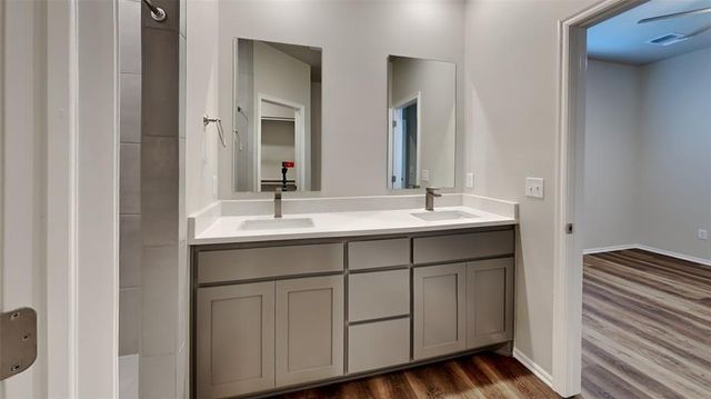 9360 NW 124th Street, Yukon, OK 73099