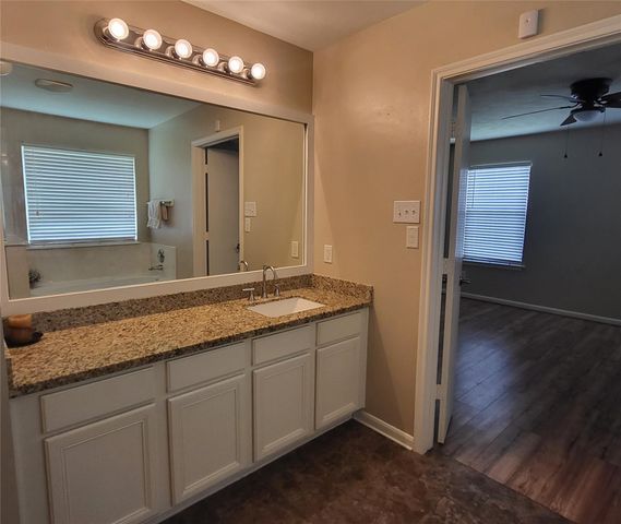 7302 Legacy Pines Drive, Cypress, TX 77433