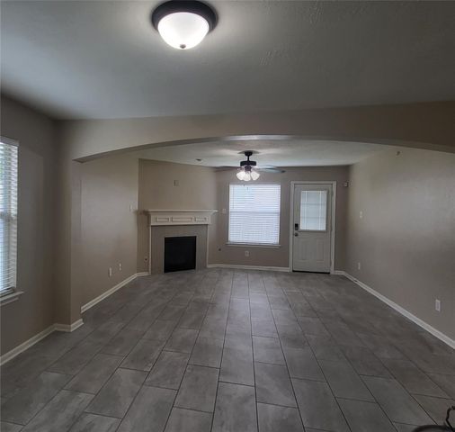 7302 Legacy Pines Drive, Cypress, TX 77433