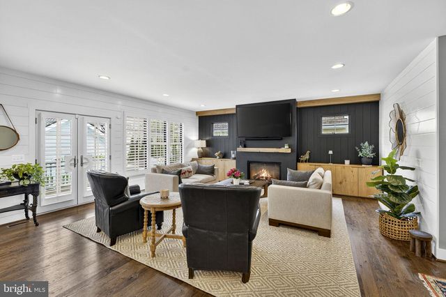 105 REED ST, Middleburg, VA 20117