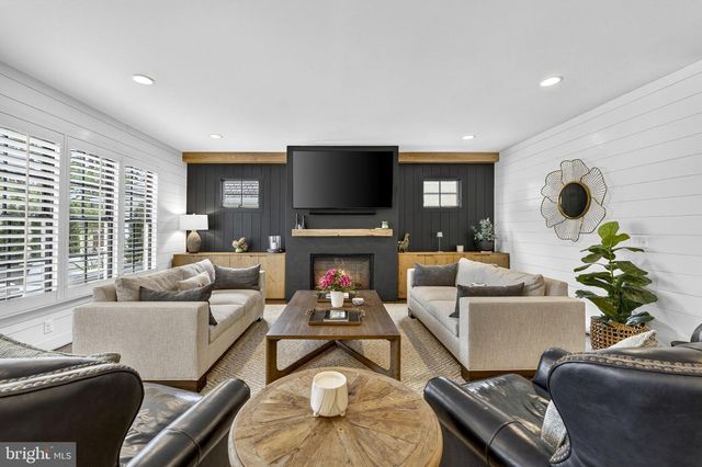 105 REED ST, Middleburg, VA 20117