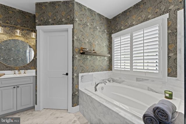 105 REED ST, Middleburg, VA 20117