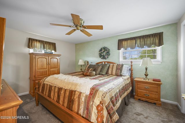 8 Dover Court, Hazlet, NJ 07730