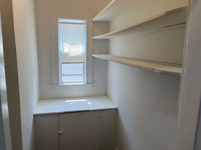 31 Barry St 2, Boston, MA 02125