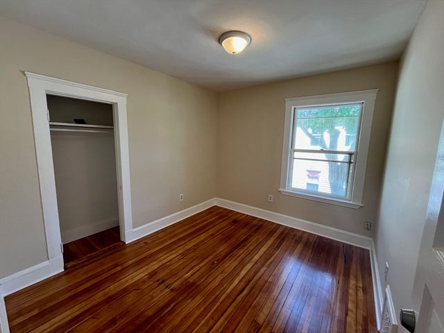31 Barry St 2, Boston, MA 02125