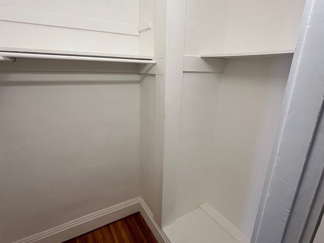 31 Barry St 2, Boston, MA 02125