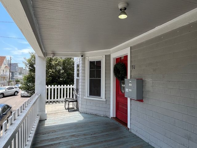 31 Barry St 2, Boston, MA 02125