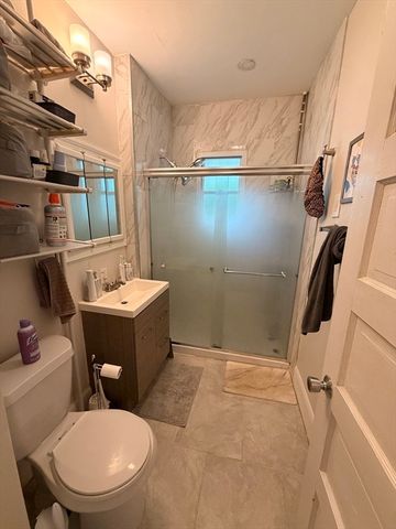 31 Barry St 2, Boston, MA 02125